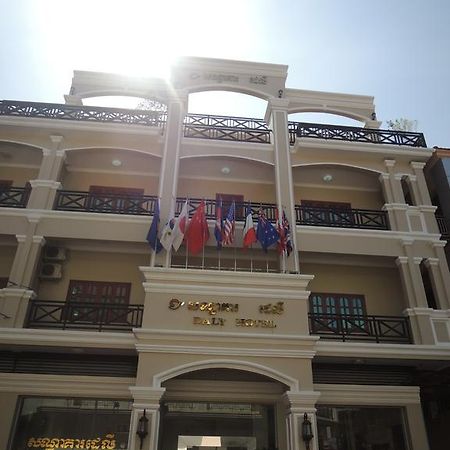 โรงแรมดาลี กำปงจาม ภายนอก รูปภาพ