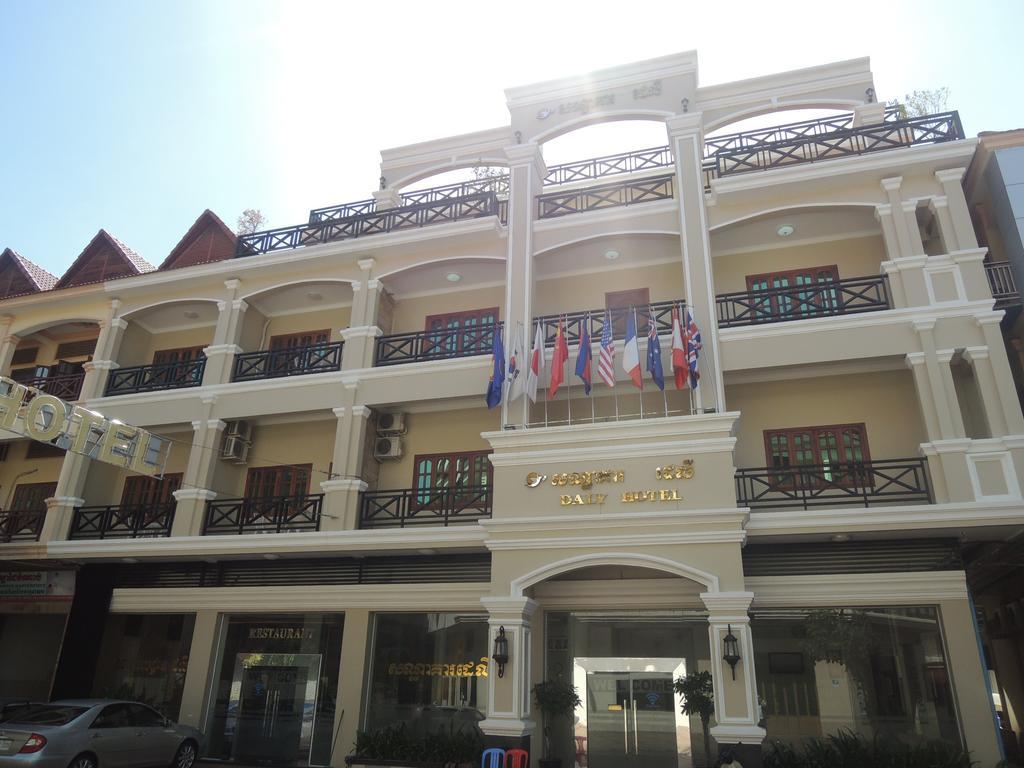 โรงแรมดาลี กำปงจาม ภายนอก รูปภาพ