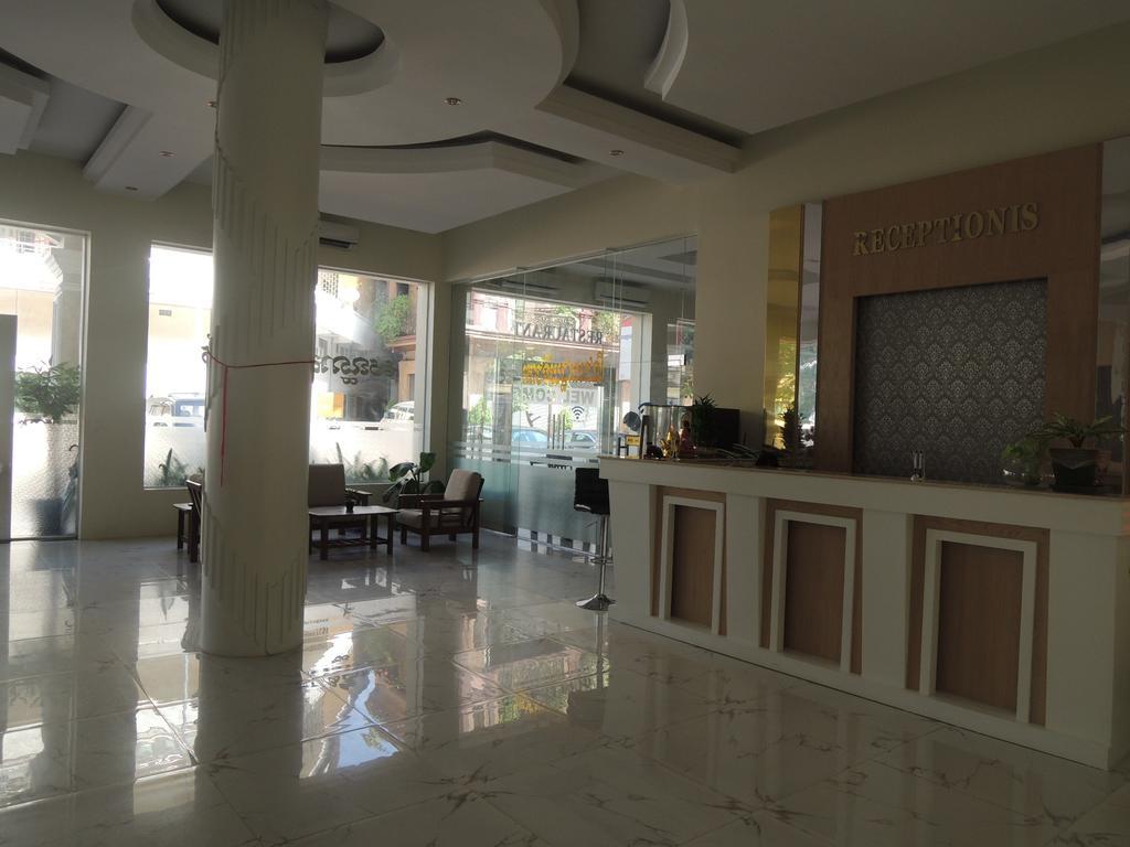 โรงแรมดาลี กำปงจาม ภายนอก รูปภาพ