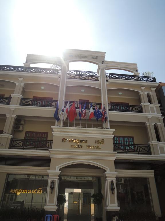 โรงแรมดาลี กำปงจาม ภายนอก รูปภาพ